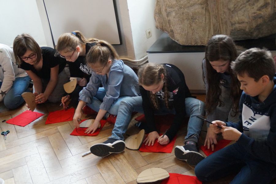 Malen und Basteln im Museum